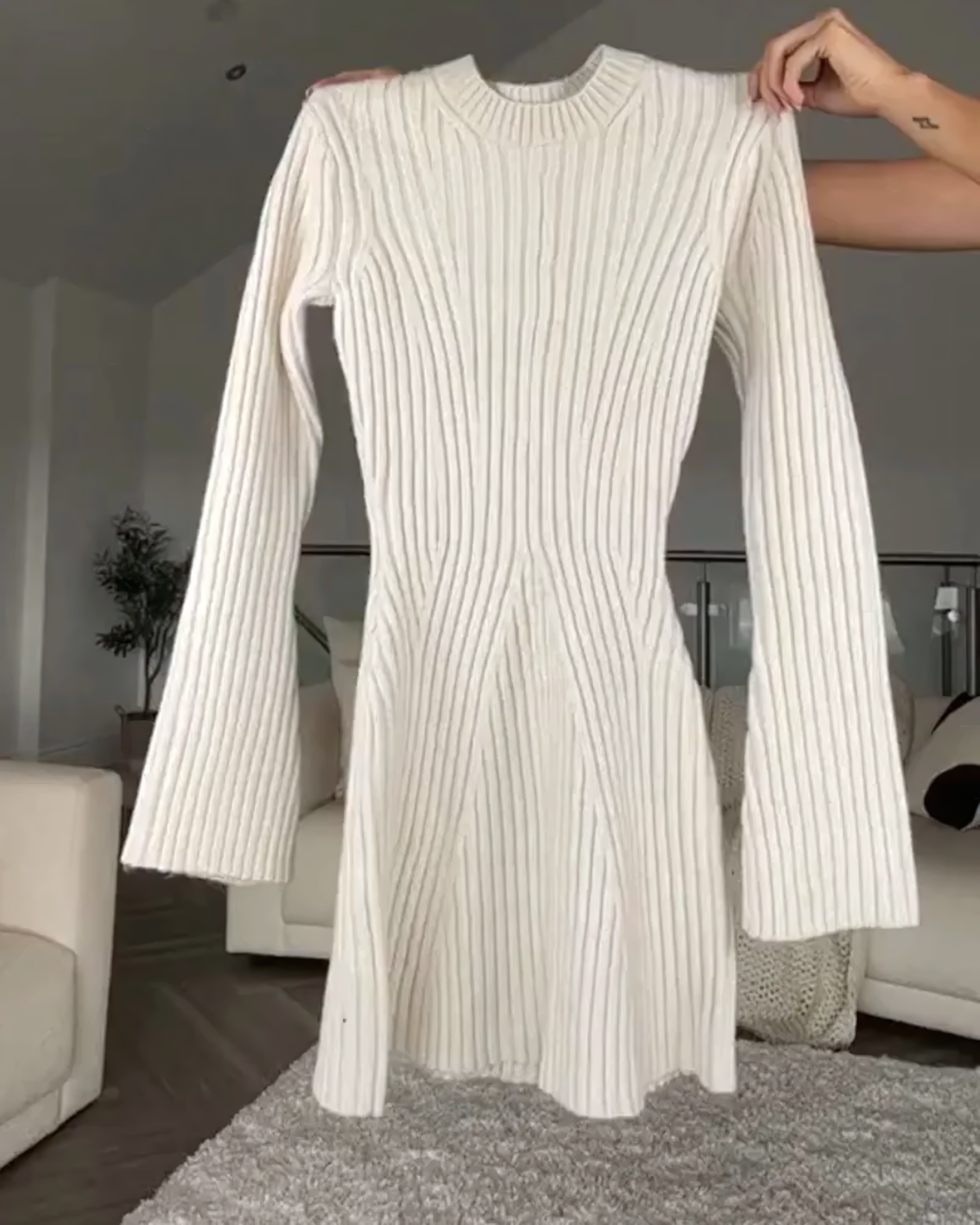 Vanessa Dress - Embrace Your Silhouette in the Most Flattering Way