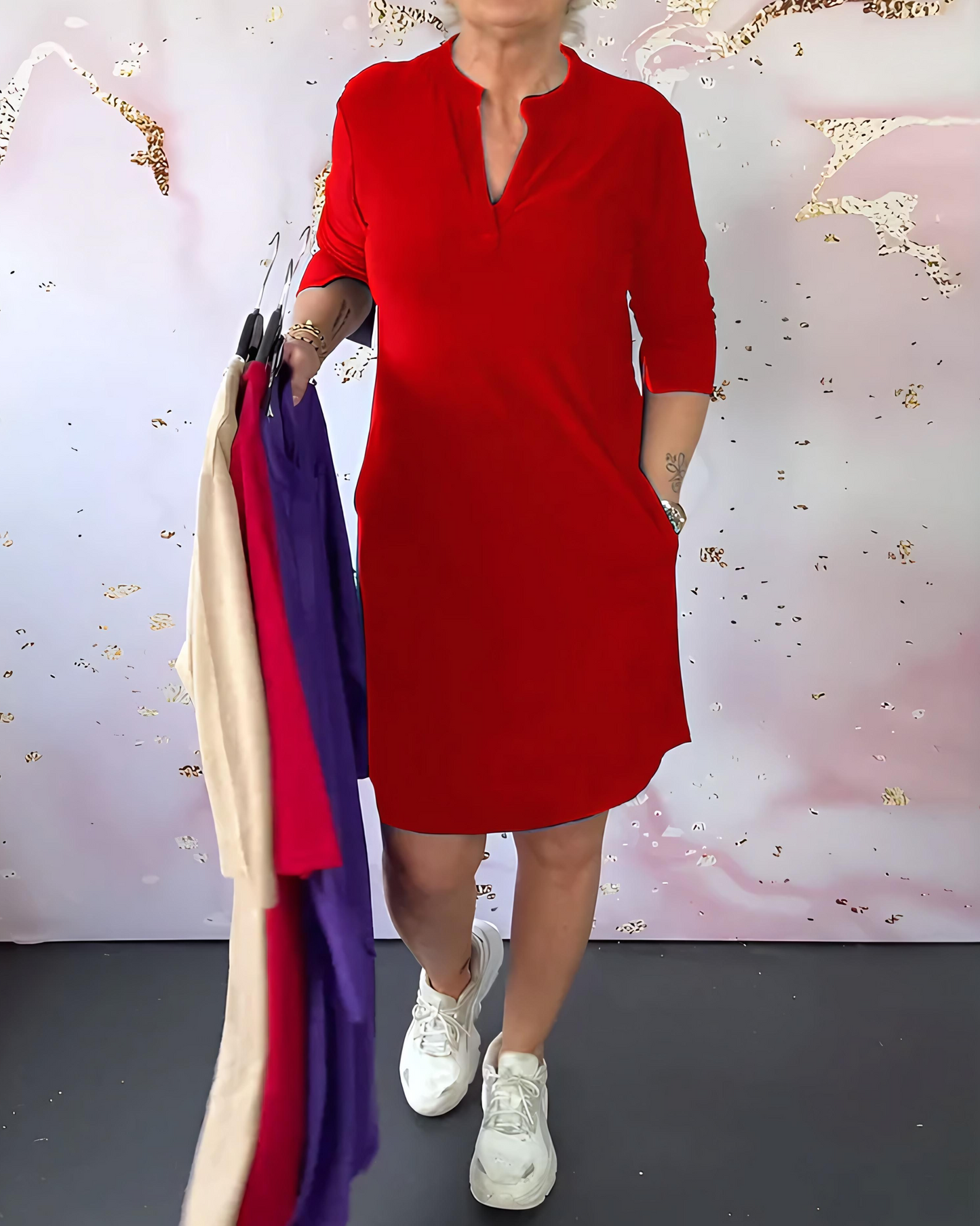 Kelly Dress - A Perfect Blend of Simplicity and Sophistication