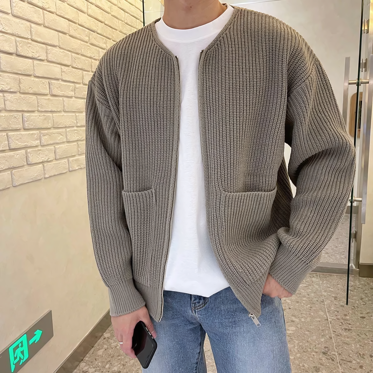 Matthew Cardigan - Experience the Perfect Blend of Comfort and Style