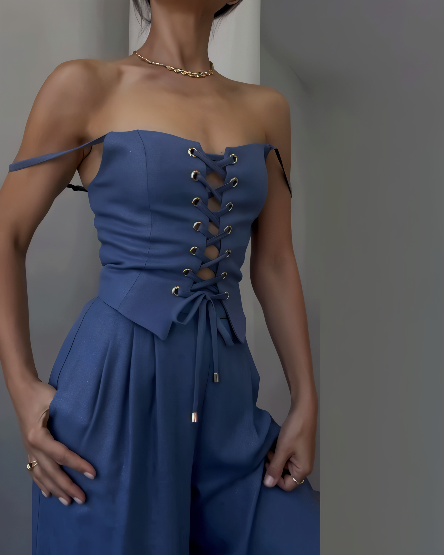 Ella 2-Piece Set - A combination of refinement and allure