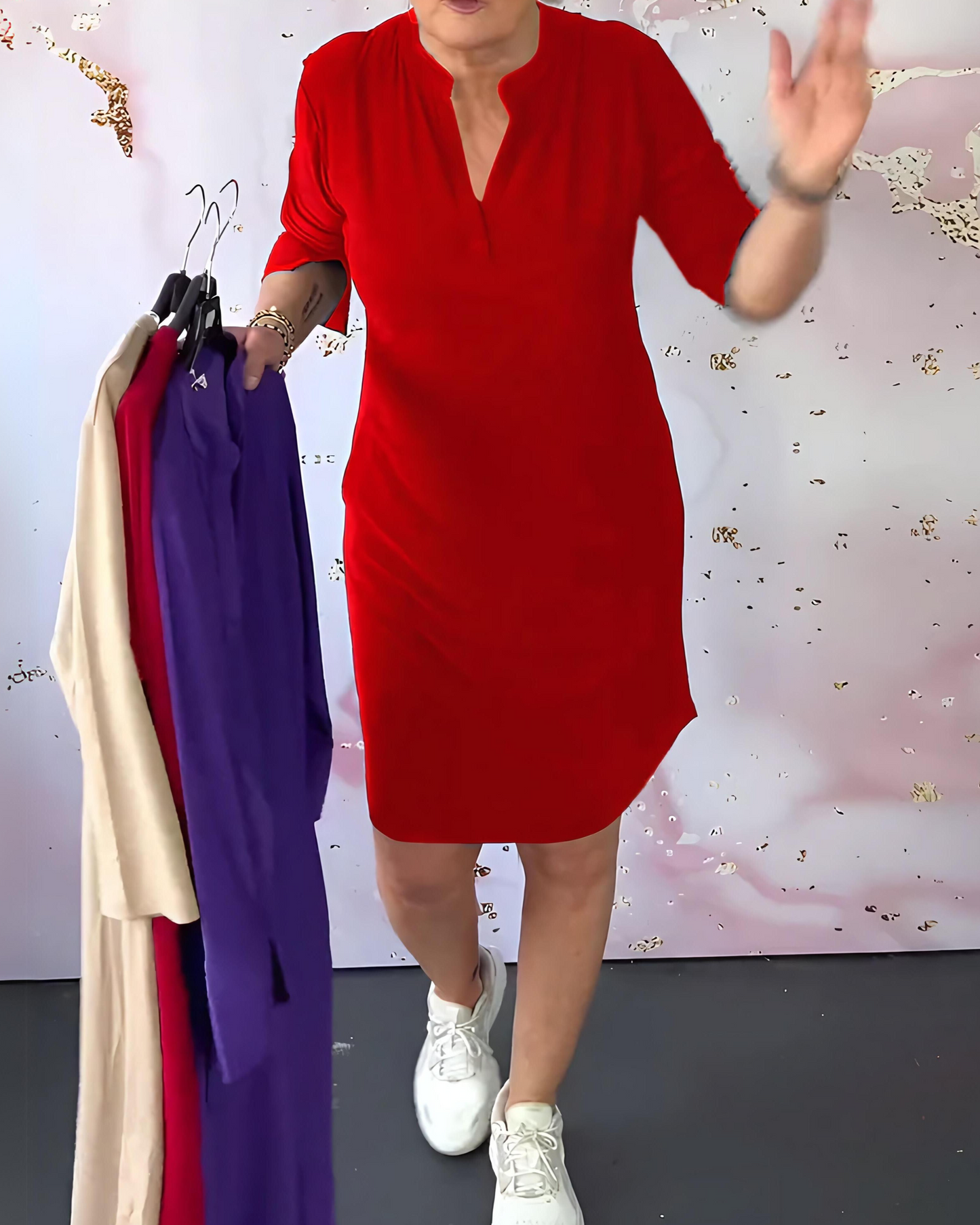 Kelly Dress - A Perfect Blend of Simplicity and Sophistication