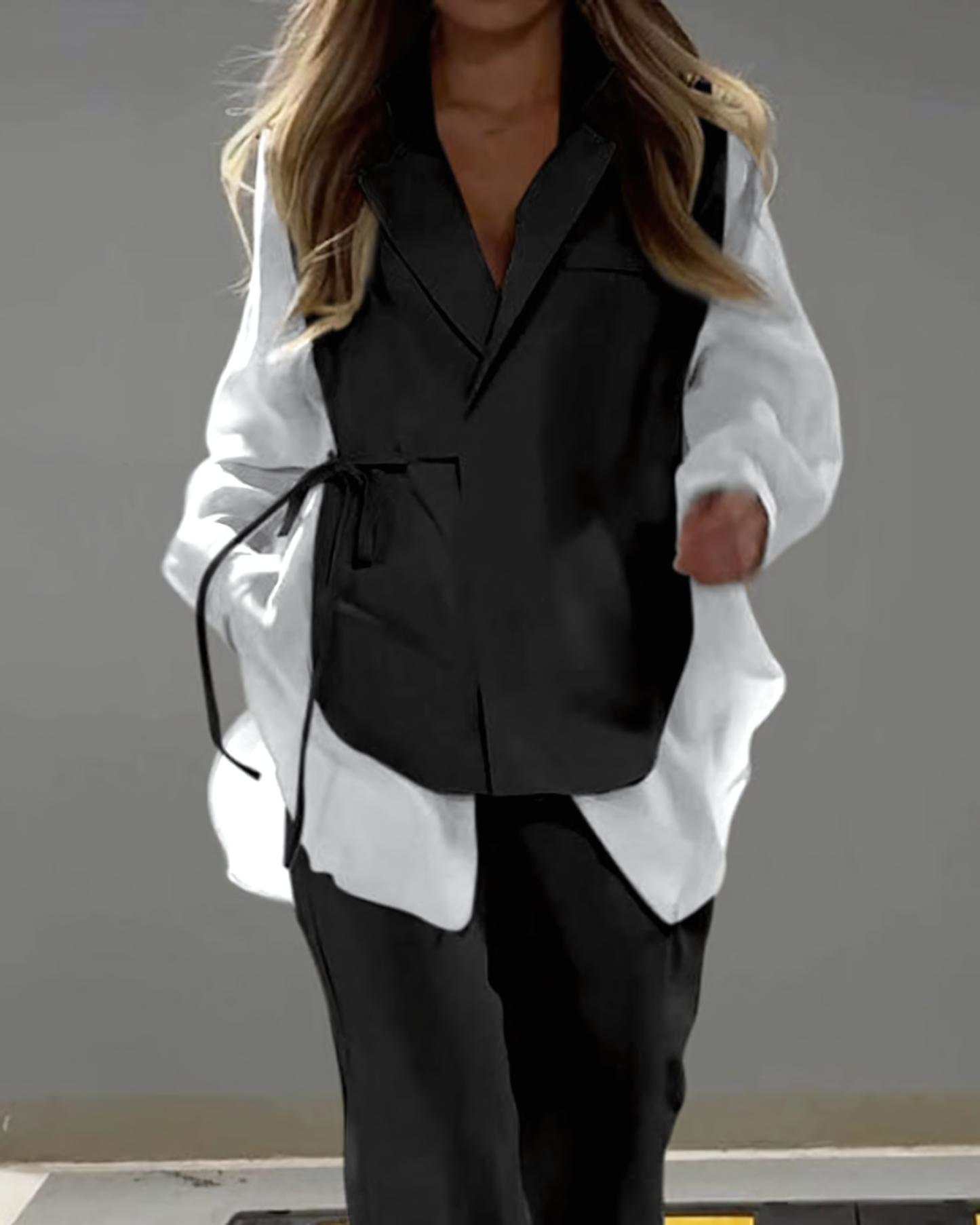 Gabriella Set - Dive into the Exquisite Harmony of Luxury and Relaxation