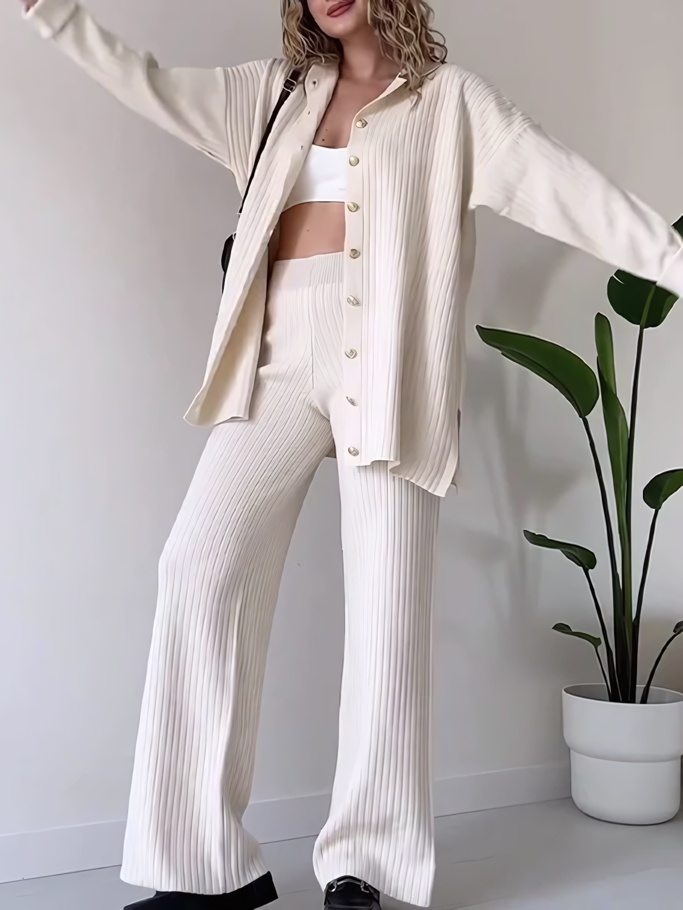 Nina 2-Piece Set - An Oasis of Comfort and Elegance