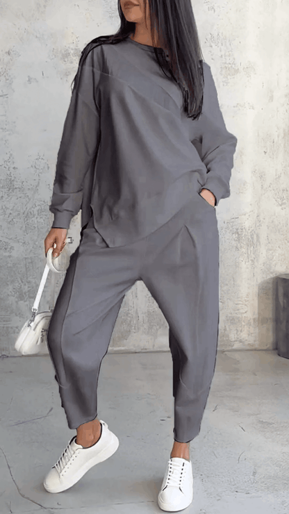 Isla 2-piece Set - A Gateway to Effortless Style and Unmatched Comfort